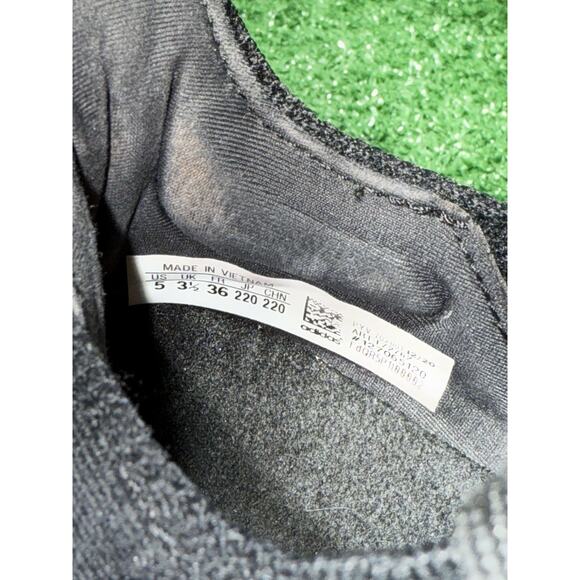 Adidas Ultraboost 21 Women's Size 5 Running Shoes Triple Black - Picture 8 of 8